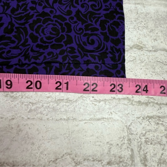Beautiful Loft Vibrant Purple Marisa Pants Black Floral Rose Print EUC 10P - Picture 9 of 9
